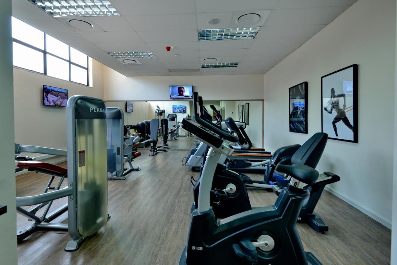 The Centurion Hotel Екстер'єр фото