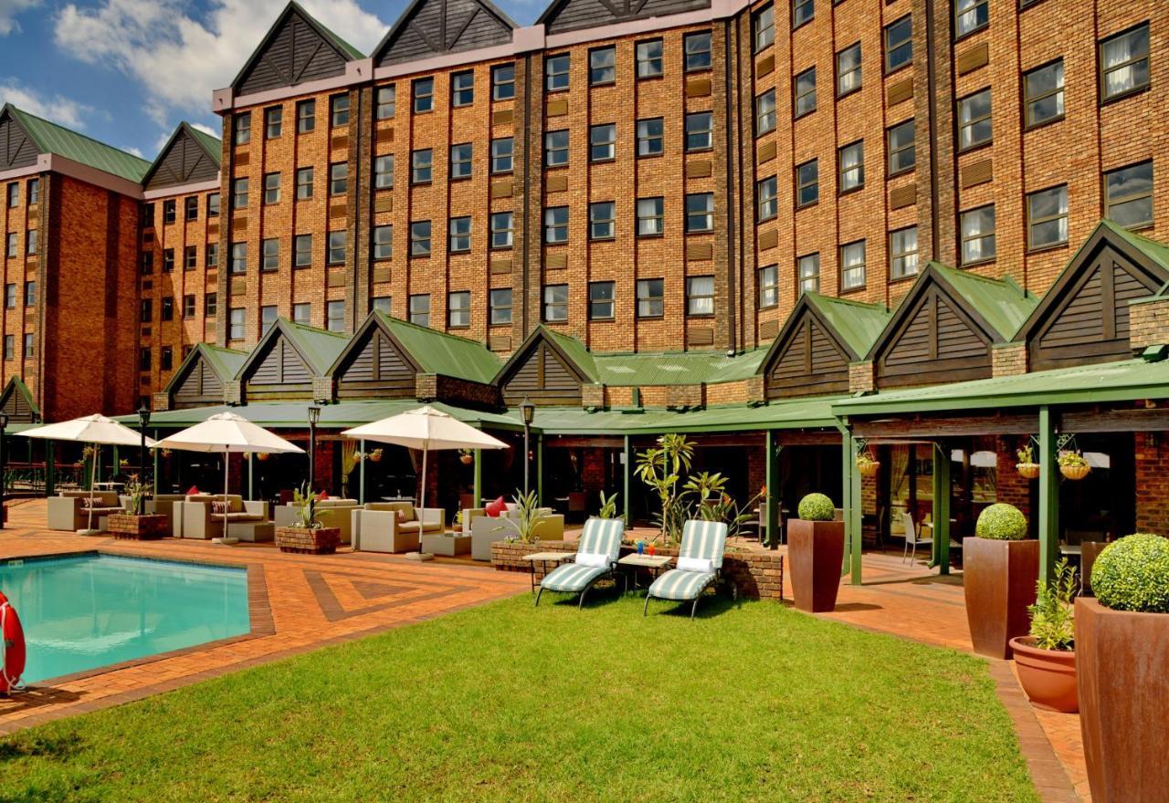 The Centurion Hotel Екстер'єр фото