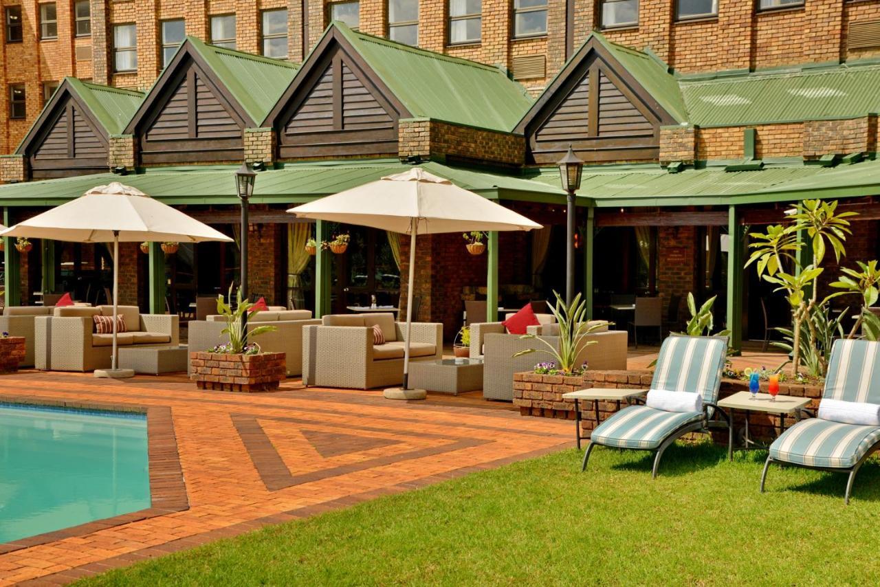 The Centurion Hotel Екстер'єр фото