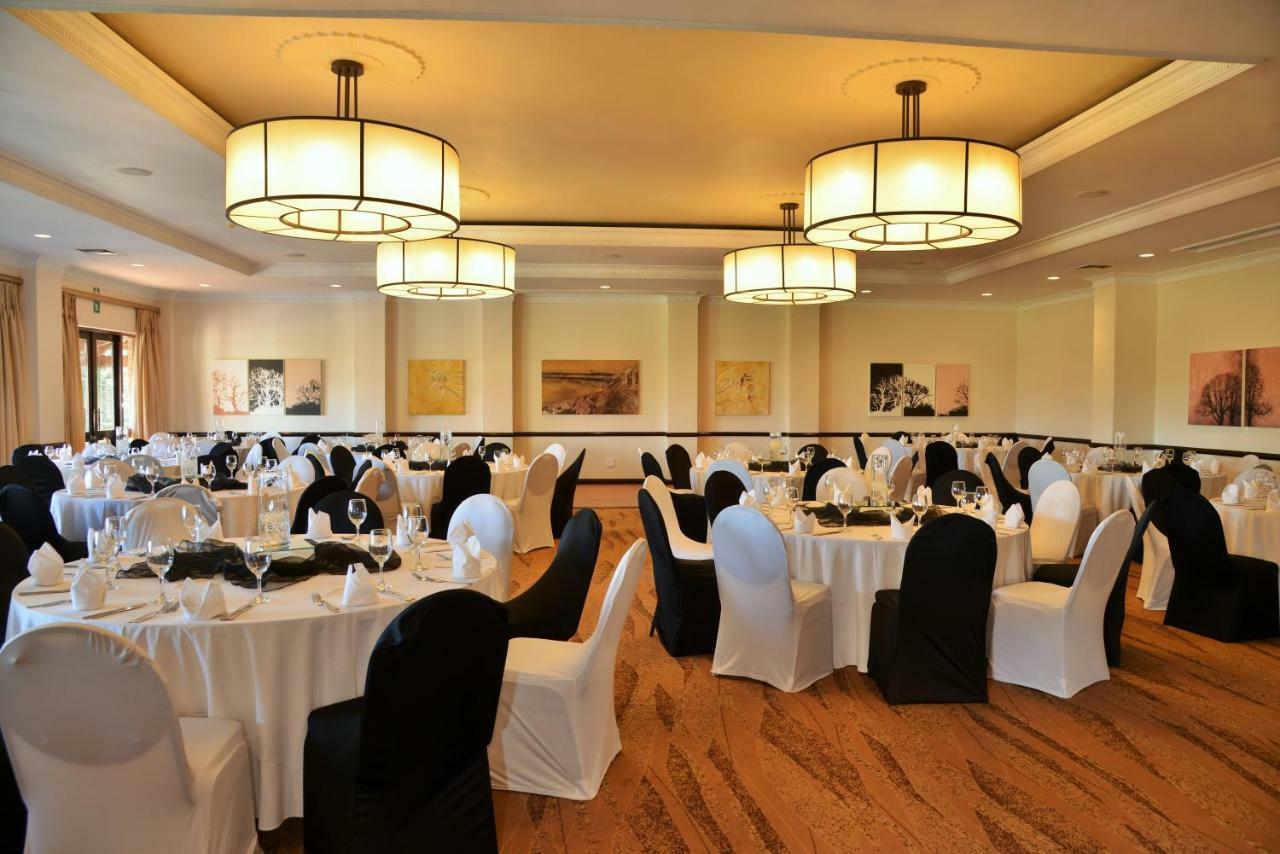 The Centurion Hotel Екстер'єр фото