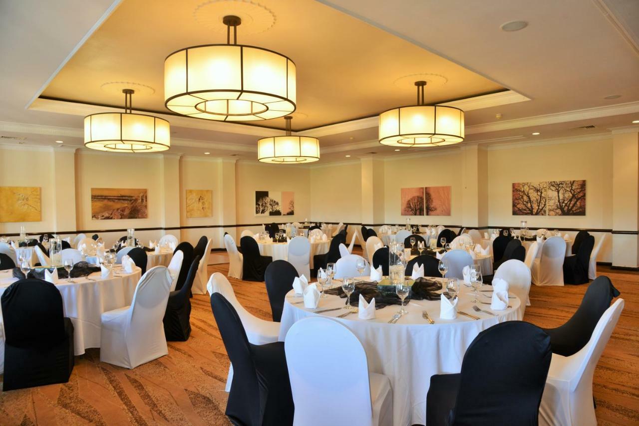The Centurion Hotel Екстер'єр фото
