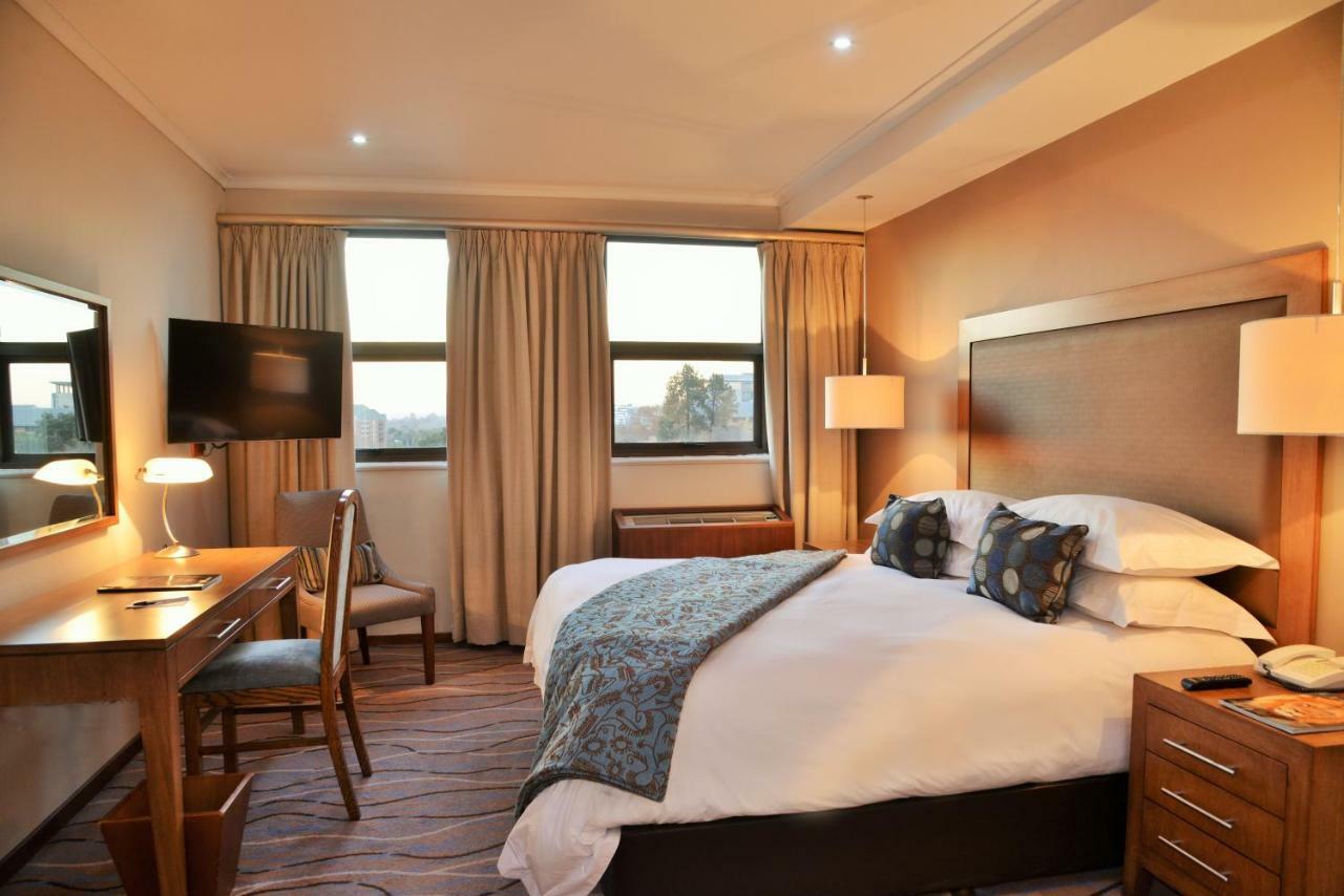 The Centurion Hotel Екстер'єр фото